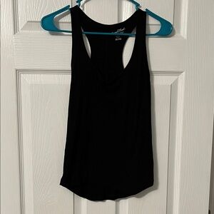 Universal Thread Women's Black Tank Top size S